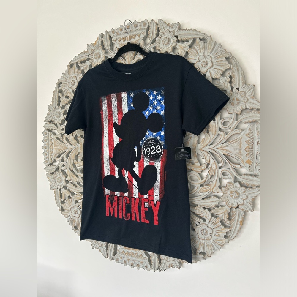 Mickey Mouse Americana Graphic Tee – Size Small